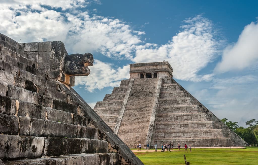 Chichen Itza luxury tour with Cenote, Resort & lunch
