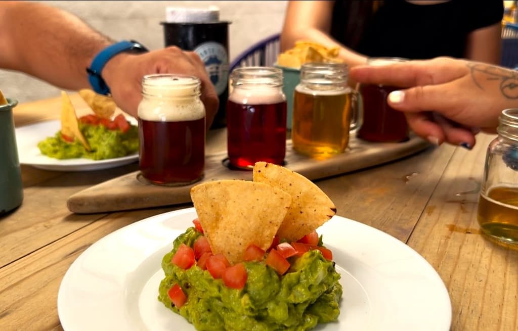 Tour de Tacos, Cerveza y Mezcal