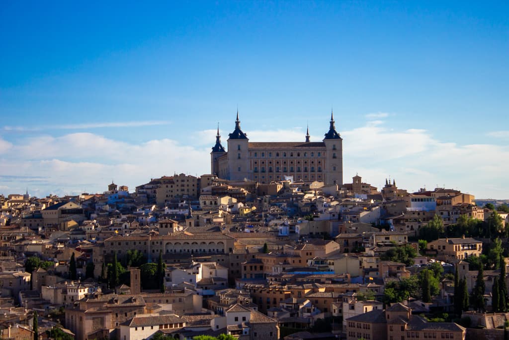Tour Guiado a Toledo y Segovia desde Madrid