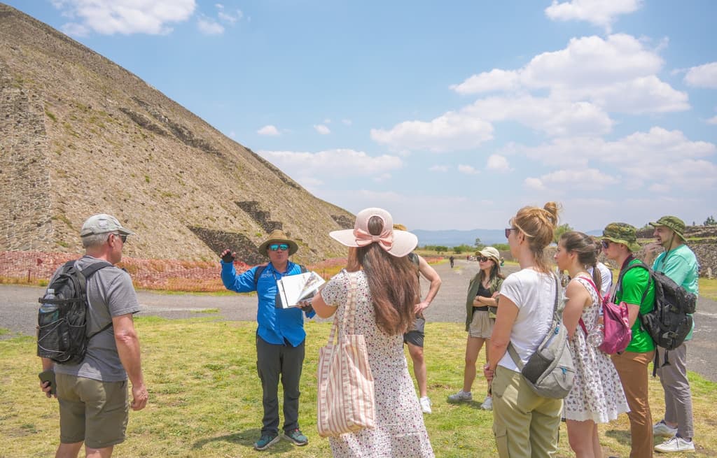 Tour a Teotihuacan & Basílica de Guadalupe