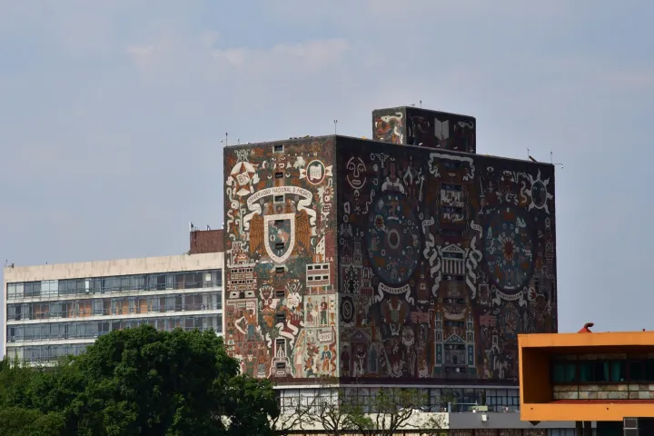 a tall building in a city