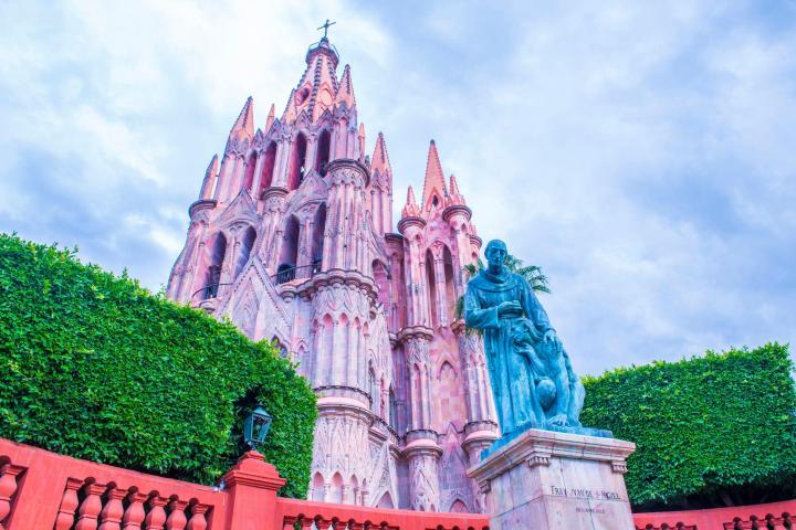 a large building in the background