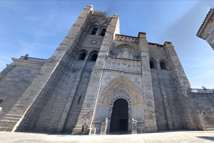a large stone building with a clock tower